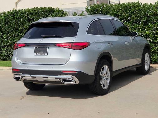 2025 Mercedes-Benz GLC 300 Base