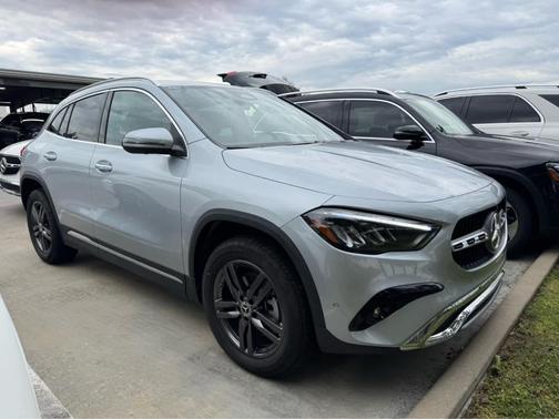 2025 Mercedes-Benz GLA 250 Base