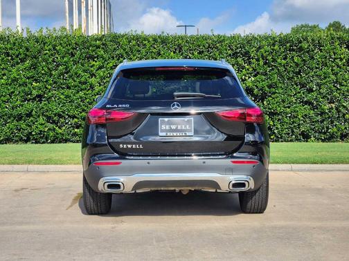 2025 Mercedes-Benz GLA 250 Base