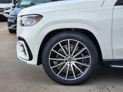 2025 Mercedes-Benz GLS 580 Base 4MATIC