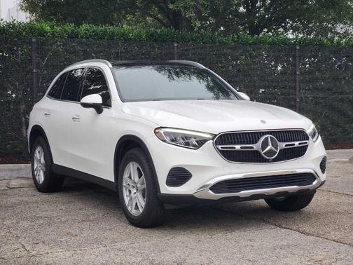 Polar White 2026 Mercedes-Benz GLC 300 Base