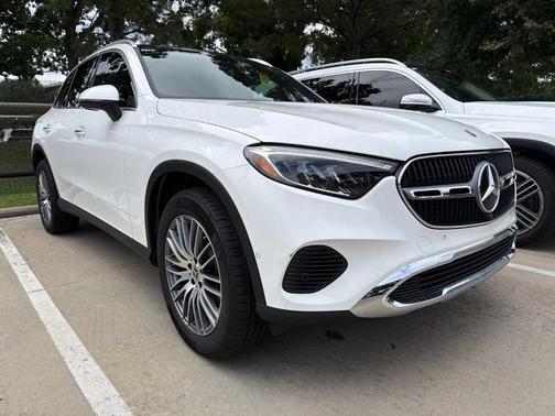 Polar White 2026 Mercedes-Benz GLC 300 Base