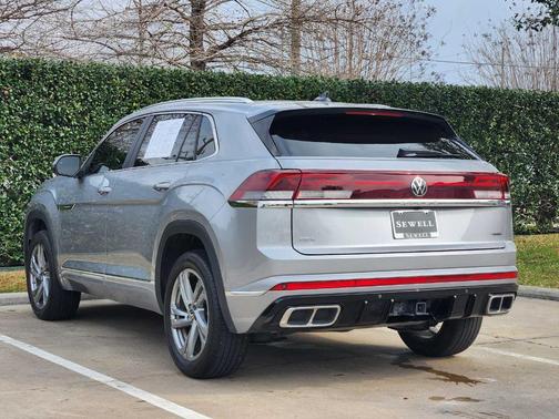 2024 Volkswagen Atlas Cross Sport 2.0T SEL R-Line