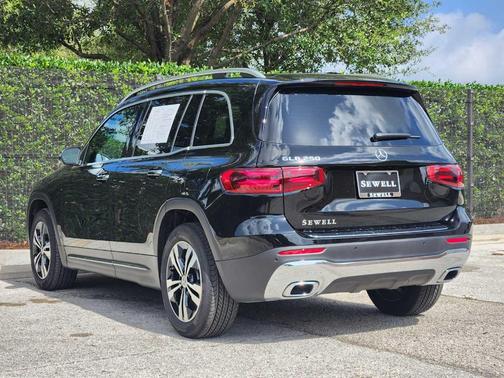 2025 Mercedes-Benz GLB 250 Base