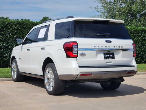 Star White 2024 Ford Expedition King Ranch