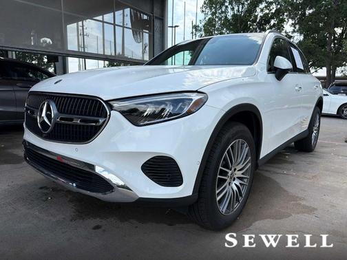 Polar White 2026 Mercedes-Benz GLC 300 Base