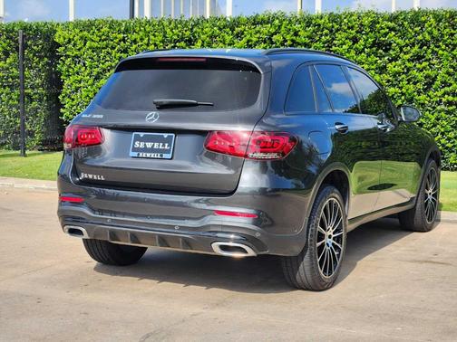 2022 Mercedes-Benz GLC 300 Base
