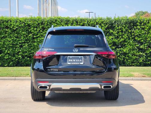 2025 Mercedes-Benz GLE 350 Base