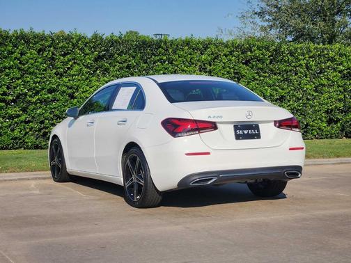2022 Mercedes-Benz A-Class A 220