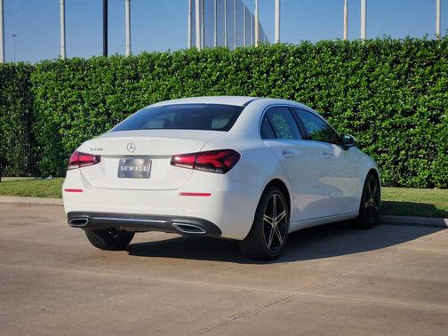 2022 Mercedes-Benz A-Class A 220