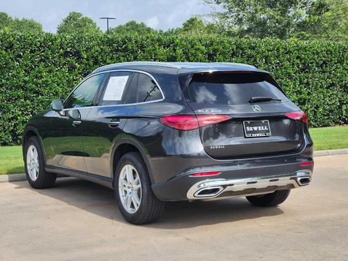 2025 Mercedes-Benz GLC 300 Base