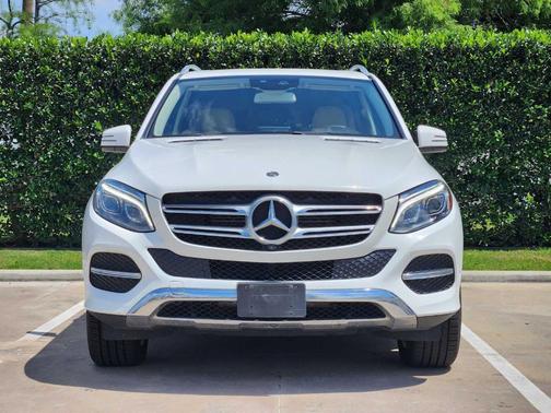 Polar White 2018 Mercedes-Benz GLE 350 Base