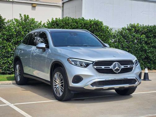 Cirrus Silver Metallic 2026 Mercedes-Benz GLC 300 Base 4MATIC