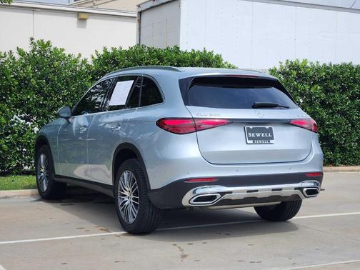 Cirrus Silver Metallic 2026 Mercedes-Benz GLC 300 Base 4MATIC