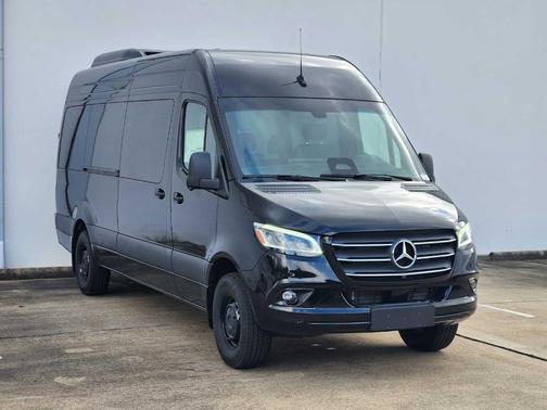 2026 Mercedes-Benz Sprinter 2500 High Roof