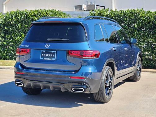 2023 Mercedes-Benz GLB 250 Base