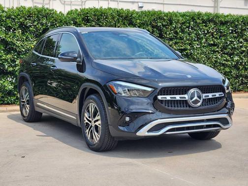 2025 Mercedes-Benz GLA 250 Base