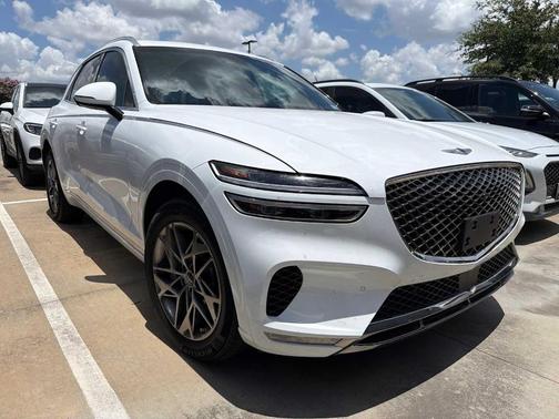 Alta White 2024 Genesis GV70 2.5T