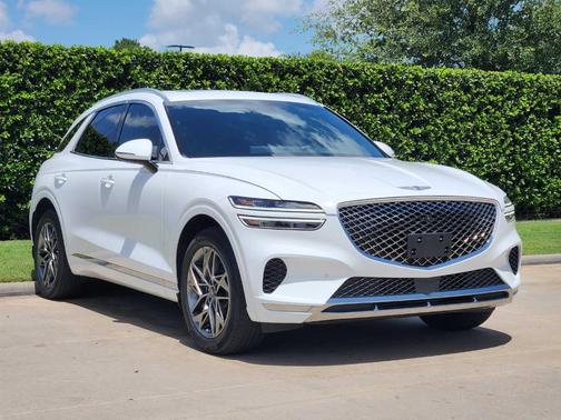 Alta White 2024 Genesis GV70 2.5T