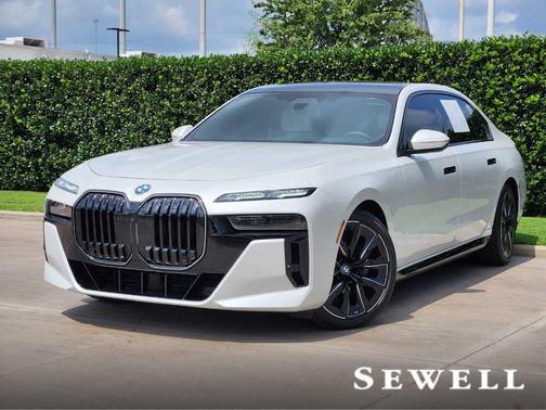 2025 BMW 760 760i xDrive