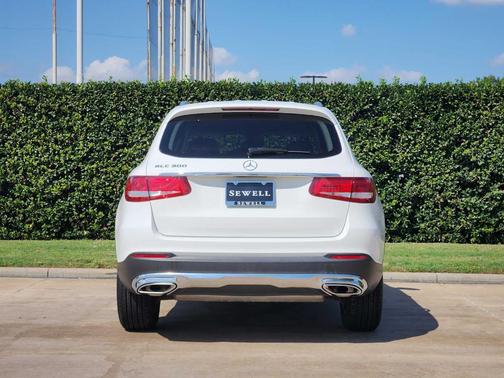 2019 Mercedes-Benz GLC 300 Base