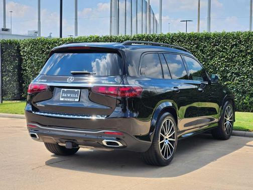 2025 Mercedes-Benz GLS 450 4MATIC