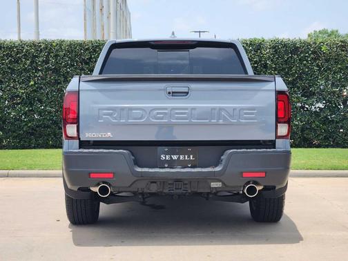 Sonic Gray Pearl 2025 Honda Ridgeline RTL