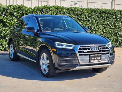 2019 Audi Q5 2.0T Premium Plus
