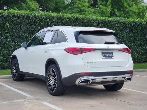 Polar White 2026 Mercedes-Benz GLC 300 Base 4MATIC