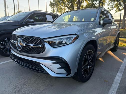 2025 Mercedes-Benz GLC 300 Base