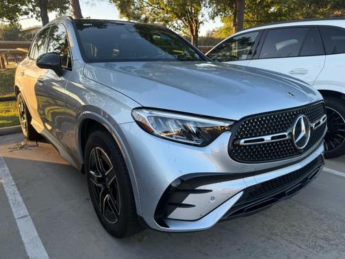 2025 Mercedes-Benz GLC 300 Base