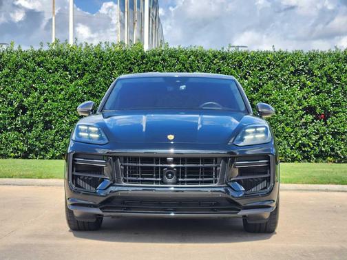 2024 Porsche Cayenne Turbo GT