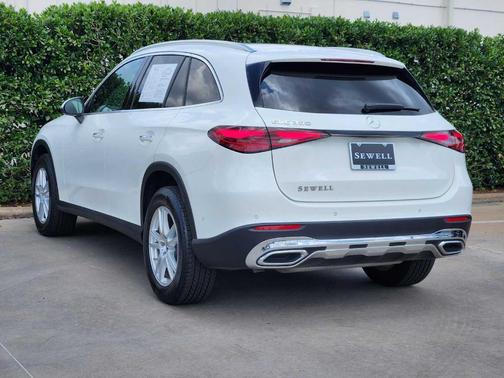2025 Mercedes-Benz GLC 300 Base