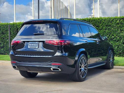 Obsidian Black Metallic 2026 Mercedes-Benz GLS 450 4MATIC