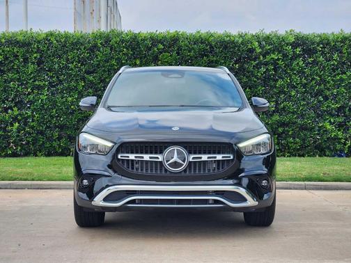 Midnight Black 2026 Mercedes-Benz GLA 250 Base