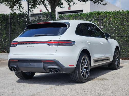 2024 Porsche Macan