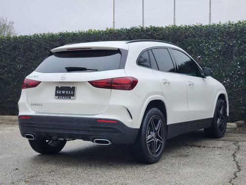 2026 Mercedes-Benz GLA 250 Base