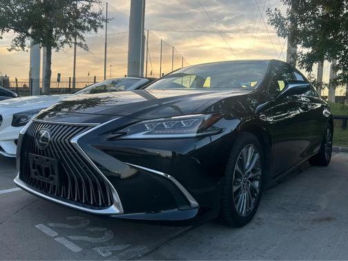 2019 Lexus ES 350 Luxury