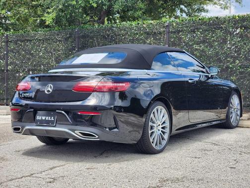 Obsidian Black Metallic 2022 Mercedes-Benz E-Class E 450