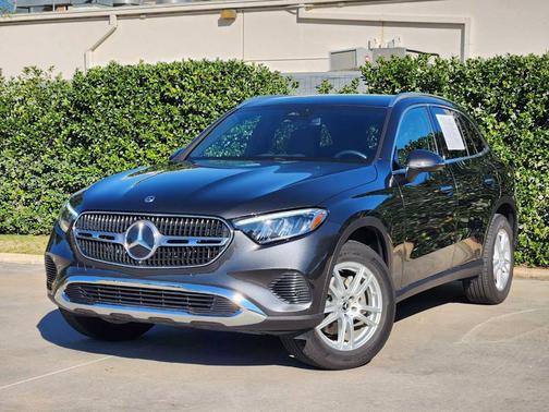 2025 Mercedes-Benz GLC 300 Base