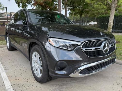 2025 Mercedes-Benz GLC 300 Base