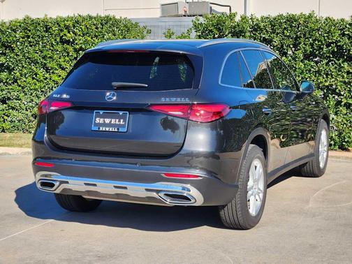 2025 Mercedes-Benz GLC 300 Base