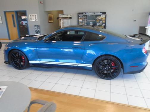 2020 Ford Shelby GT500 Base