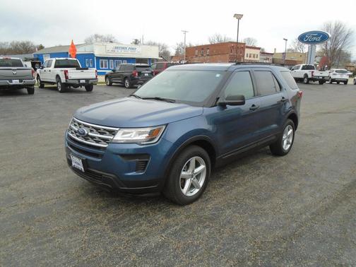 Photo 2 of 22 of 2019 Ford Explorer Base