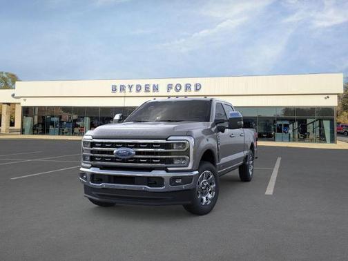 2025 Ford F-350 Lariat Super Duty