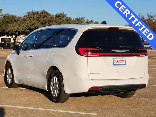 2025 Chrysler Pacifica L