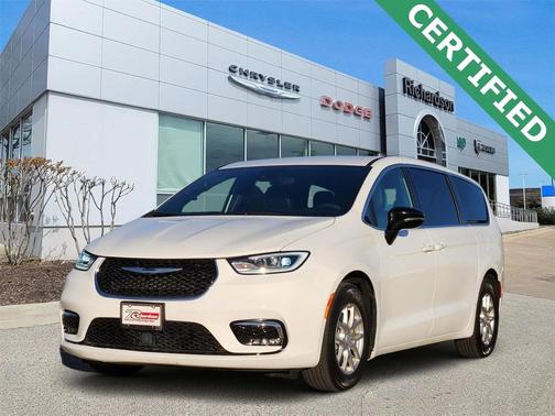 2025 Chrysler Pacifica L