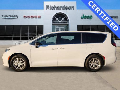 2025 Chrysler Pacifica L