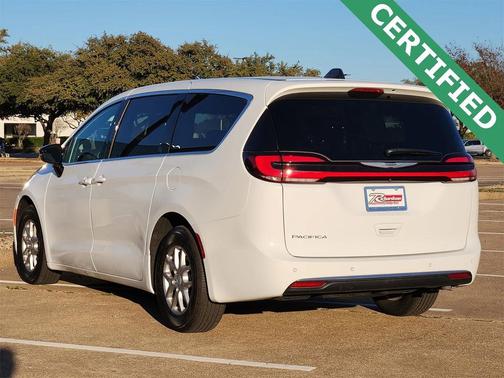 2025 Chrysler Pacifica L