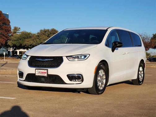 2025 Chrysler Pacifica L